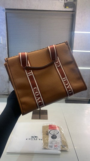 Coachh Tote Purse with Brand Dustbag & Belt (Scentiq)AV113