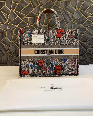 Christiann Tote Bag New CLR (Scentiq)AV047