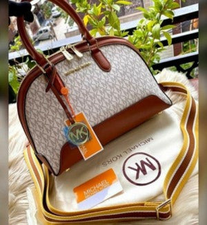 Michaell Kors Alma with Dust Bag and Sling (Scentiq)AV218